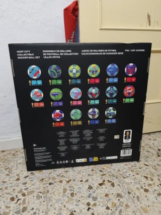 Set 16 Mini Palloni Calcio Mondiale FIFA