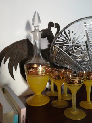 Set di liquori antico in cristallo e oro