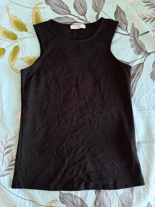 Camiseta sin mangas negra