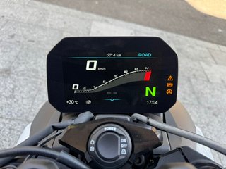 BMW M 1000 R
