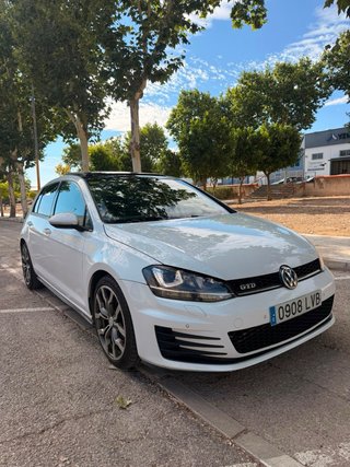 Volkswagen Golf  2014