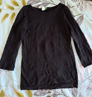Camiseta negra manga larga