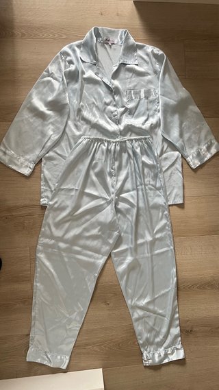 Pijama satén celeste
