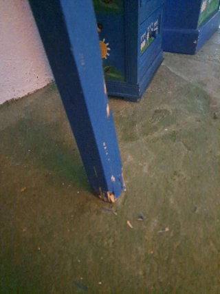 Dormitorio infantil pintado a mano