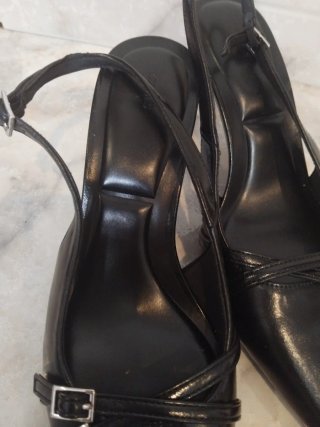Sandalias de tacón fino negras