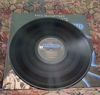 LP Paul McCartney Give my regards to Broad Street