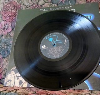 LP Paul McCartney Give my regards to Broad Street
