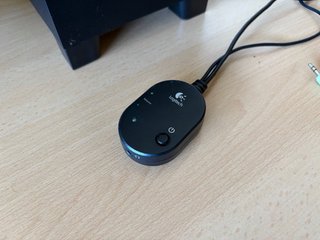 Altavoces Logitech X210 2.1 Negro