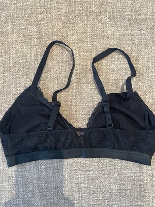 Top sujetador negro encaje