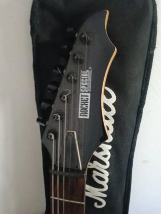 Lote Chitarra Elettrica + 2 Amplificatori