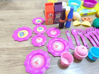 Cocinita Peppa Pig con accesorios