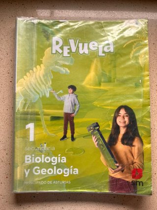Biología y Geología. 1 Secundaria. Revuela. Pri...