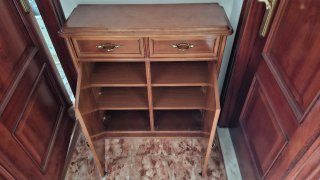 Mueble aparador de madera