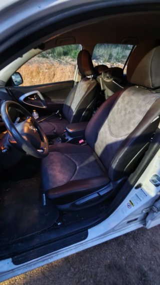 Toyota RAV4 2012