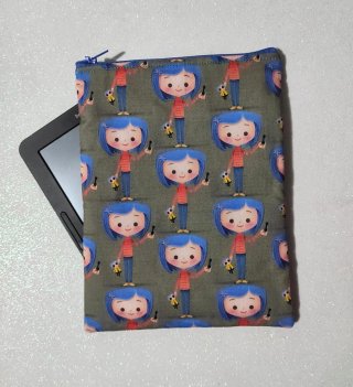 Custodia Kindle Coraline