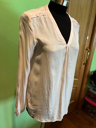Tommy Hilfiger camisa t- 4 usada 2 veces rosa