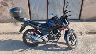 Honda CB125F Negra
