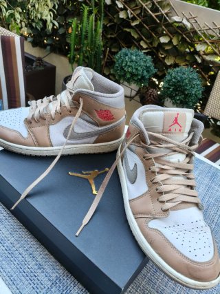 Nike Air Jordan 1 Mid Marrón/Blanco