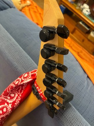 Cambio Guitarra Jackson JS11 Dinky