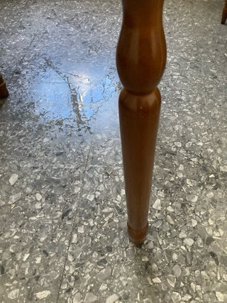 Mesa redonda madera y cristal abatible