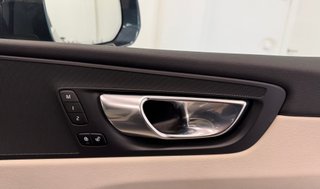 Volvo XC60 Plus Bright Auto