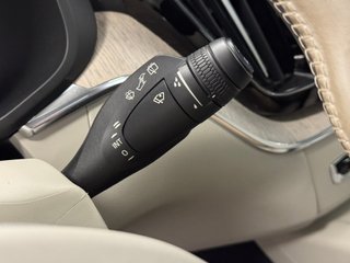 Volvo XC60 Plus Bright Auto