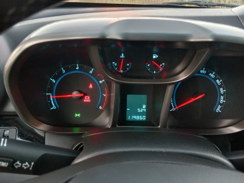 Chevrolet Orlando 2011 - foto 1