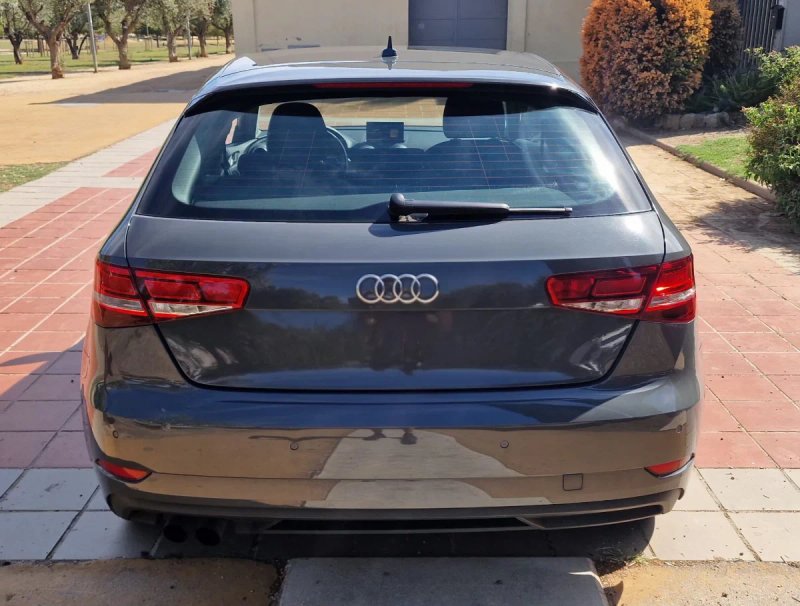 Audi A3 2.0 TDI Design Edition S-Tronic 2017, foto 6