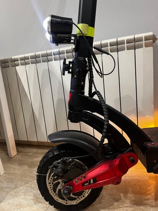 Patinete Eléctrico con Luces LED