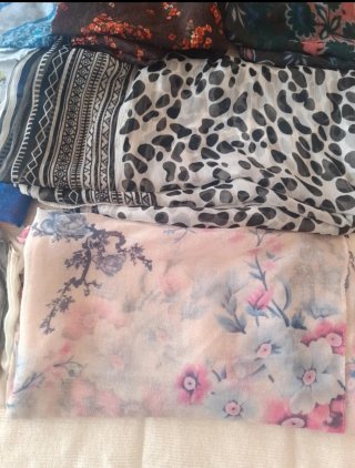 Lote 10 pañuelos estampados
