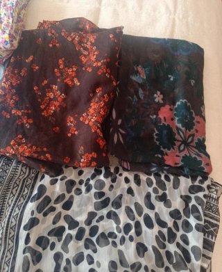 Lote 10 pañuelos estampados