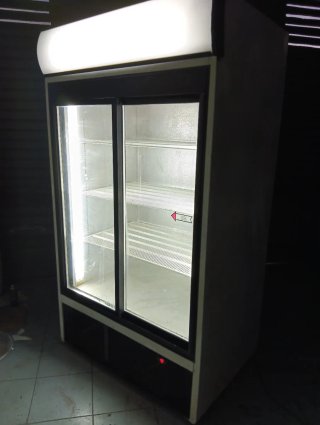 Vitrina Refrigeradora de Bebidas