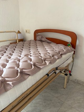 Cama articulada eléctrica de madera