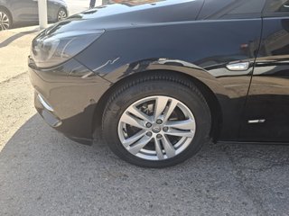 OPEL Astra 1.4T SHT Business Elegance CVT ST