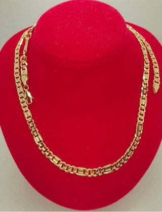 Cadena laminada en oro de 18k