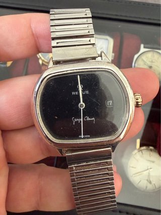 Reloj Revue Suizo Negro y Plateado
