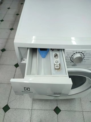 Lavadora Electrolux A+++ 9kg 1600rpm con garantia