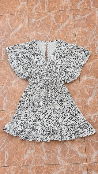 Vestido estampado topos blanco y negro