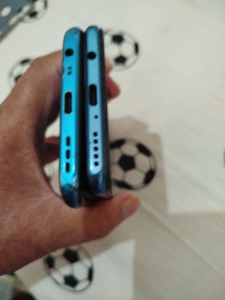 2 cellulari Huawei per ricambi