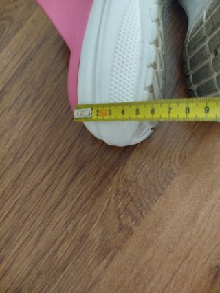 Chanclas plataforma rosas y blancas