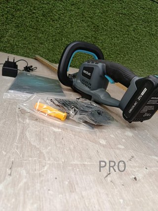 Cecotec tagliasiepi a batteria