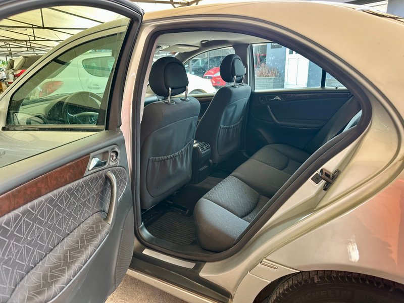 Mercedes-Benz Clase C C 180 Classic (W203) 2002, foto 11