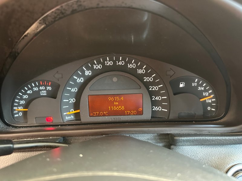 Mercedes-Benz Clase C C 180 Classic (W203) 2002, foto 13
