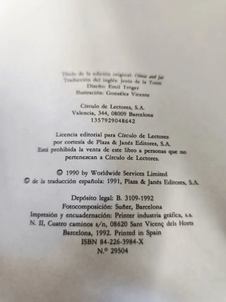 Libro tapa dura " Olivia y Jai"
