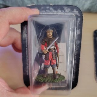 Figura de plomo de guerrero mongol Altaya