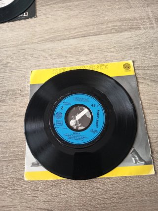 2 singles de Philip Lynott