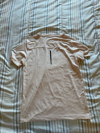 Camiseta Under Armour de compresion Rosa Talla M