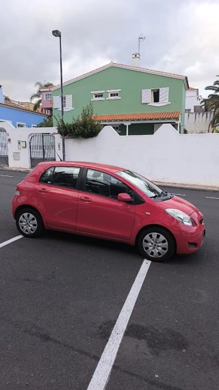 Toyota Yaris 2011