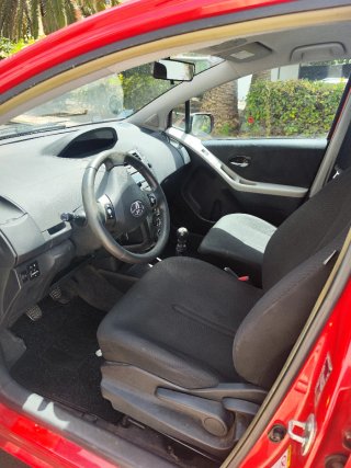 Toyota Yaris 2011
