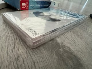 Gris Nintendo Switch Edición Coleccionista